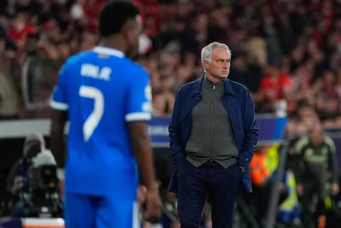 Mourinho đang huấn luyện đội nào? Cách mạng lần 2 với Real